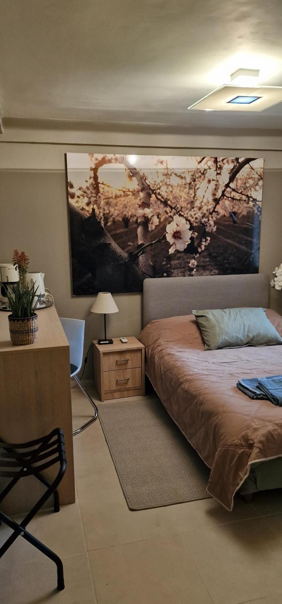 A Cozy Affordable Place at Voula Atena Exterior foto